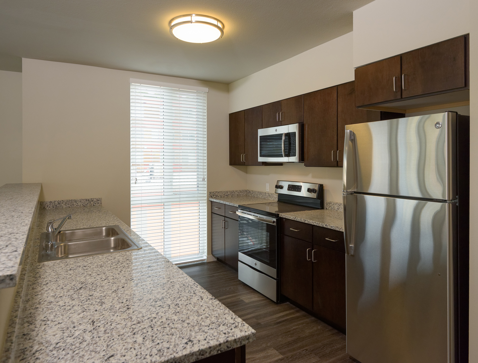 Apartment & Community Gallery Stonefire Berkeley